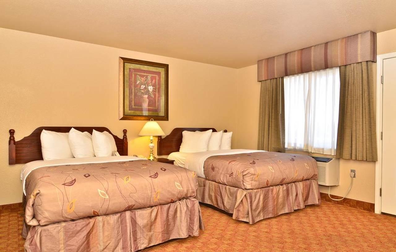 Best Western Fallon Inn & Suites Екстер'єр фото