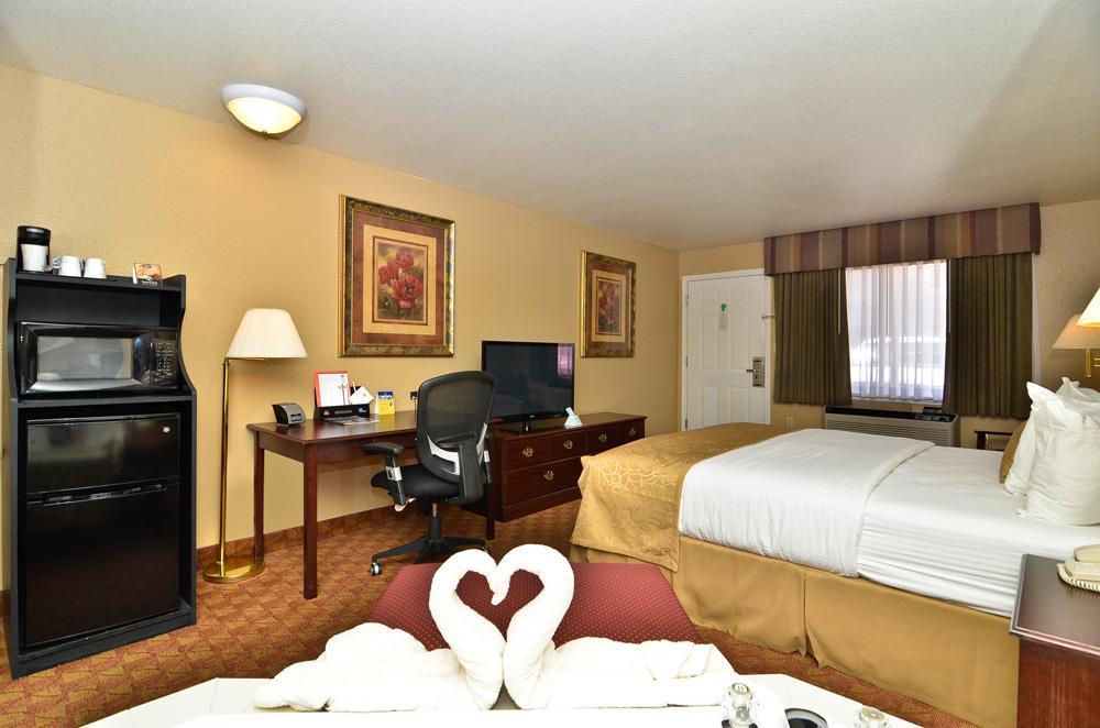 Best Western Fallon Inn & Suites Екстер'єр фото