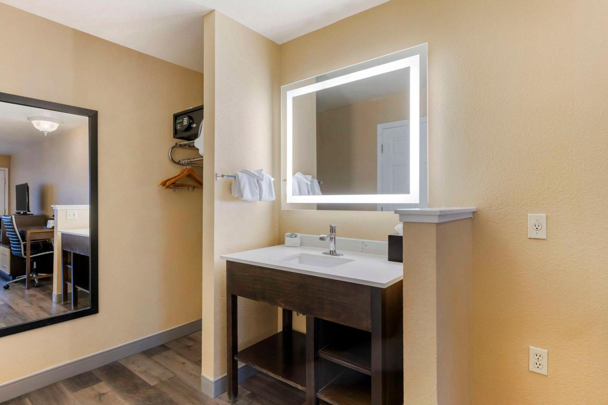 Best Western Fallon Inn & Suites Екстер'єр фото